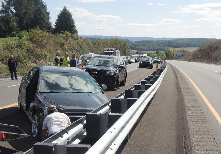 Onevehicle crash causes traffic jam on US 322 West News, Sports